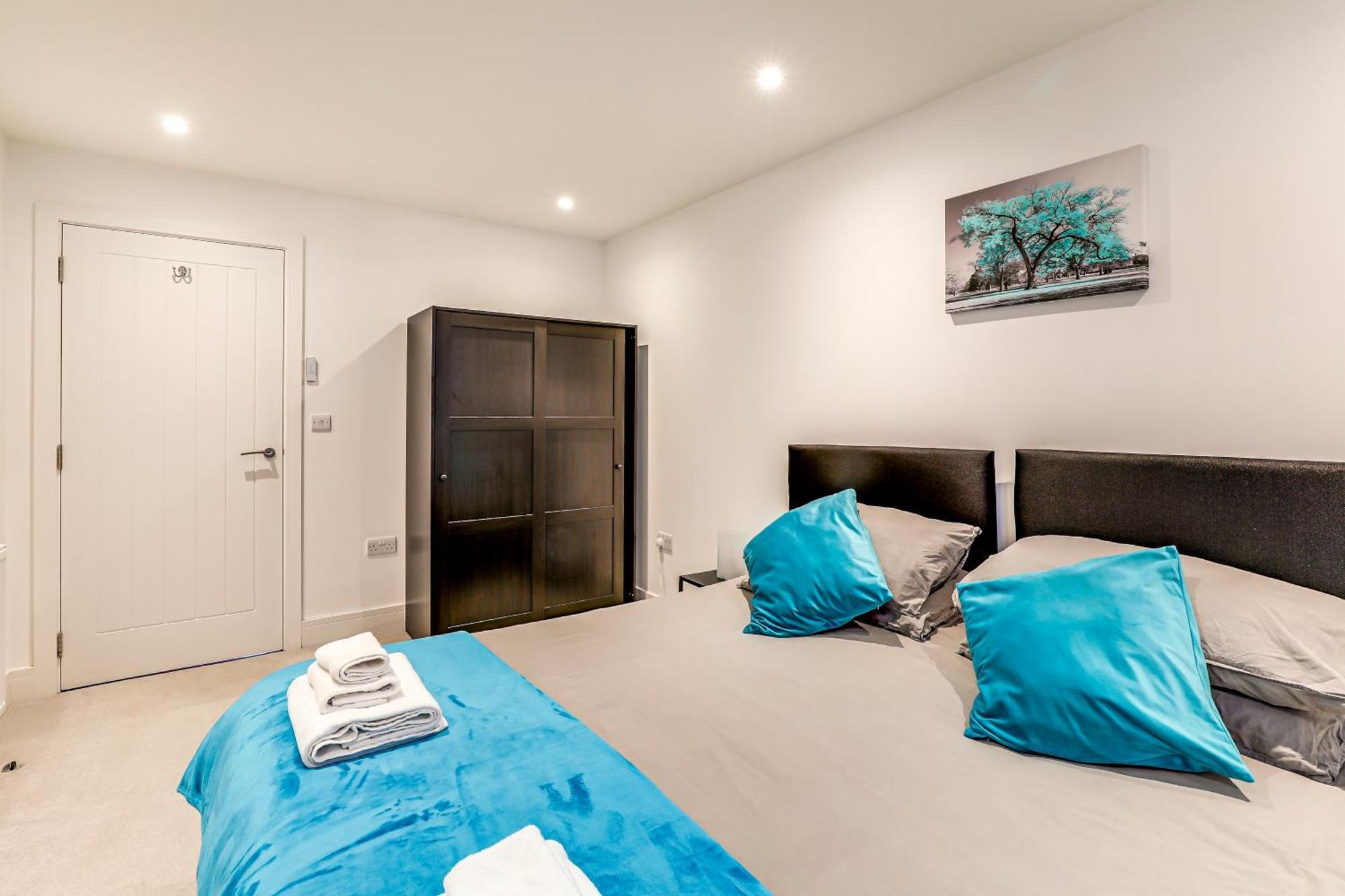 Exceptionally Spacious Central Canterbury Home Εξωτερικό φωτογραφία