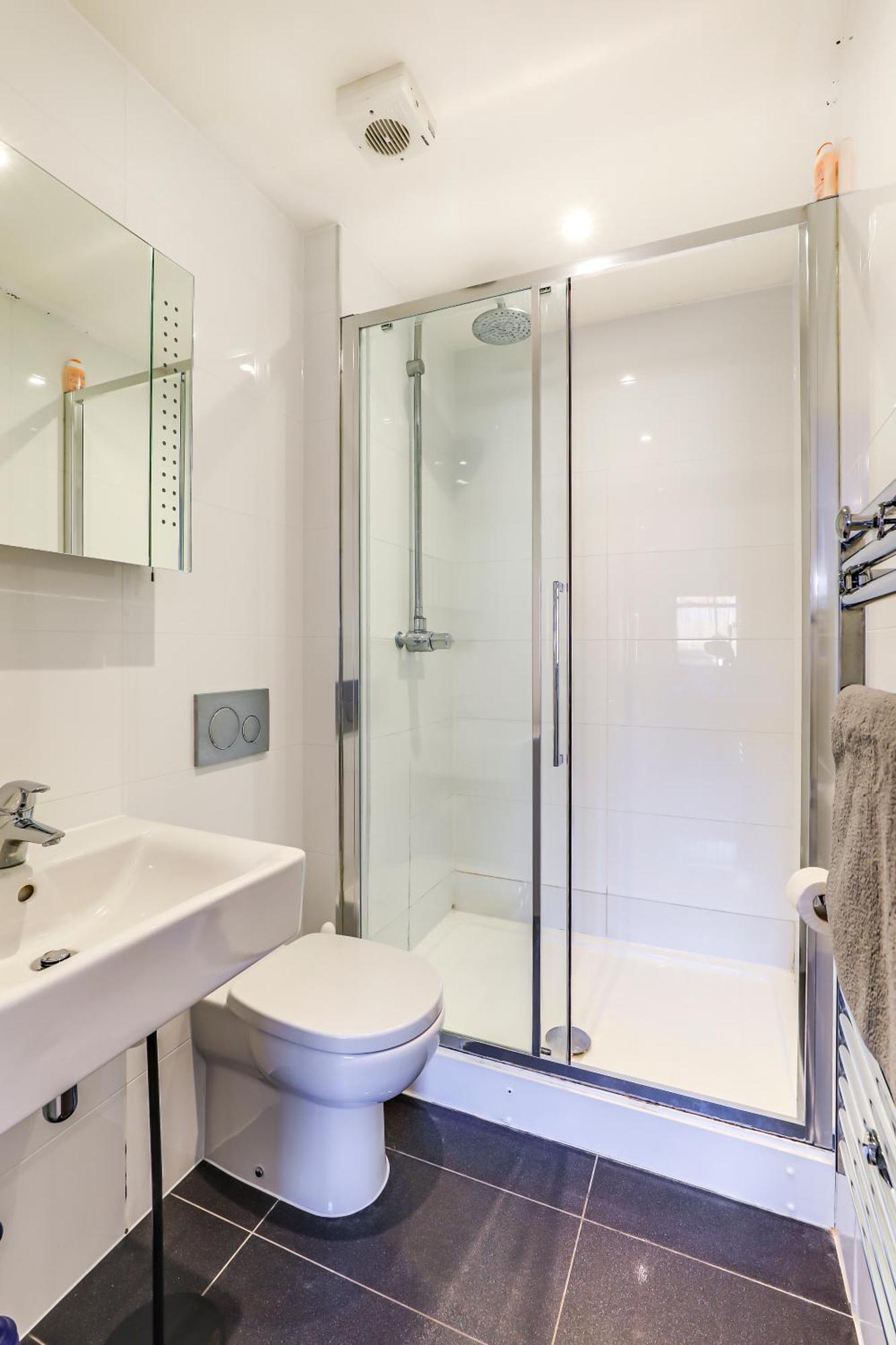Exceptionally Spacious Central Canterbury Home Εξωτερικό φωτογραφία