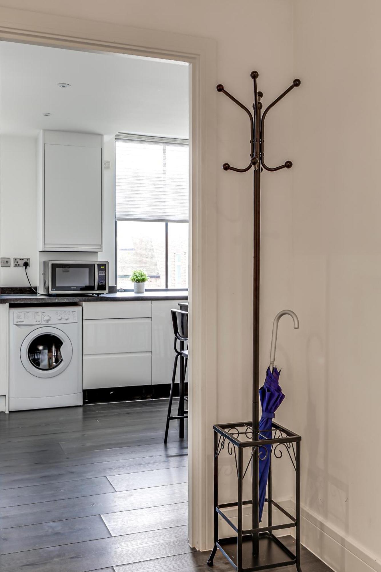Exceptionally Spacious Central Canterbury Home Εξωτερικό φωτογραφία