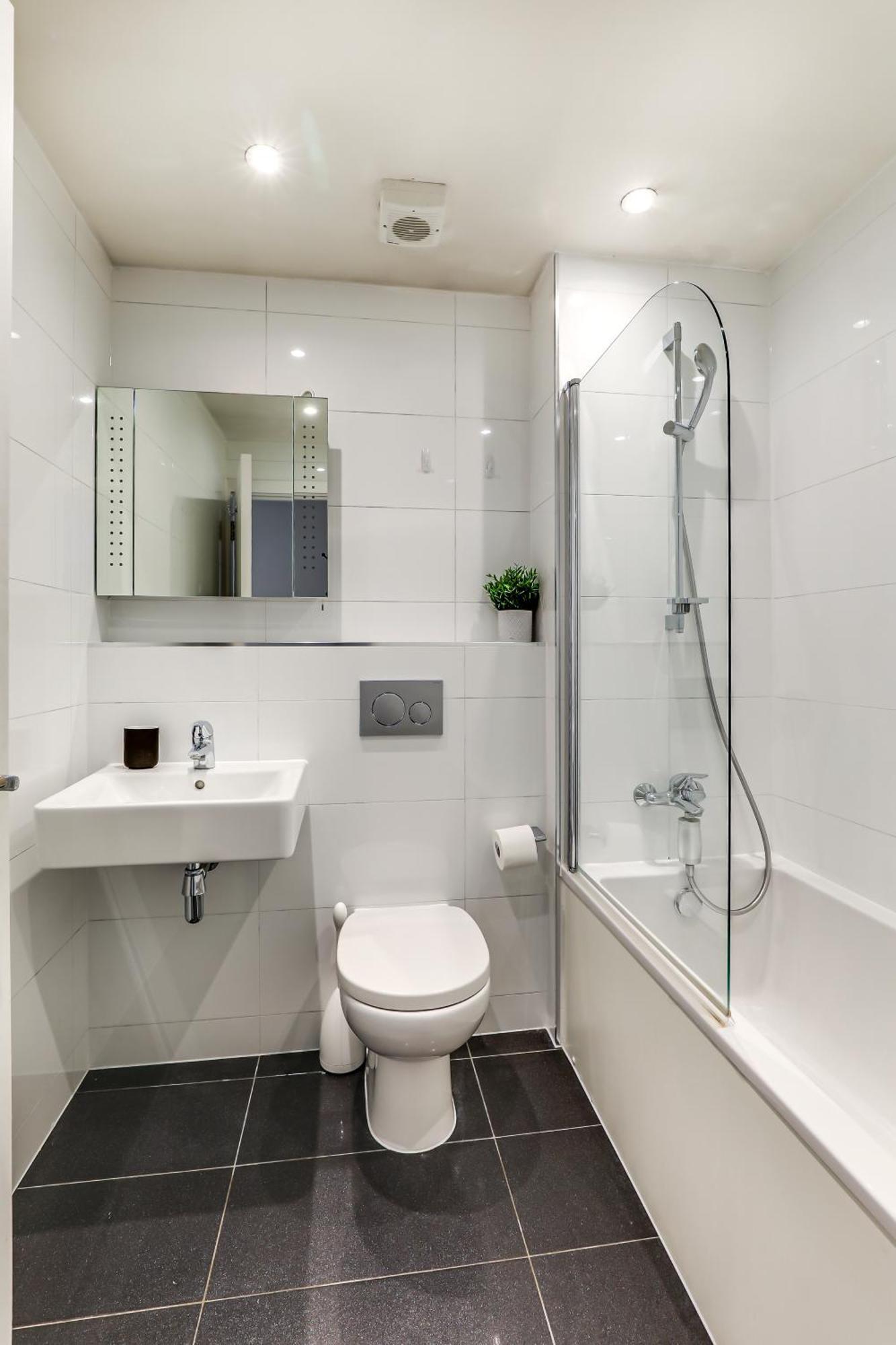 Exceptionally Spacious Central Canterbury Home Εξωτερικό φωτογραφία