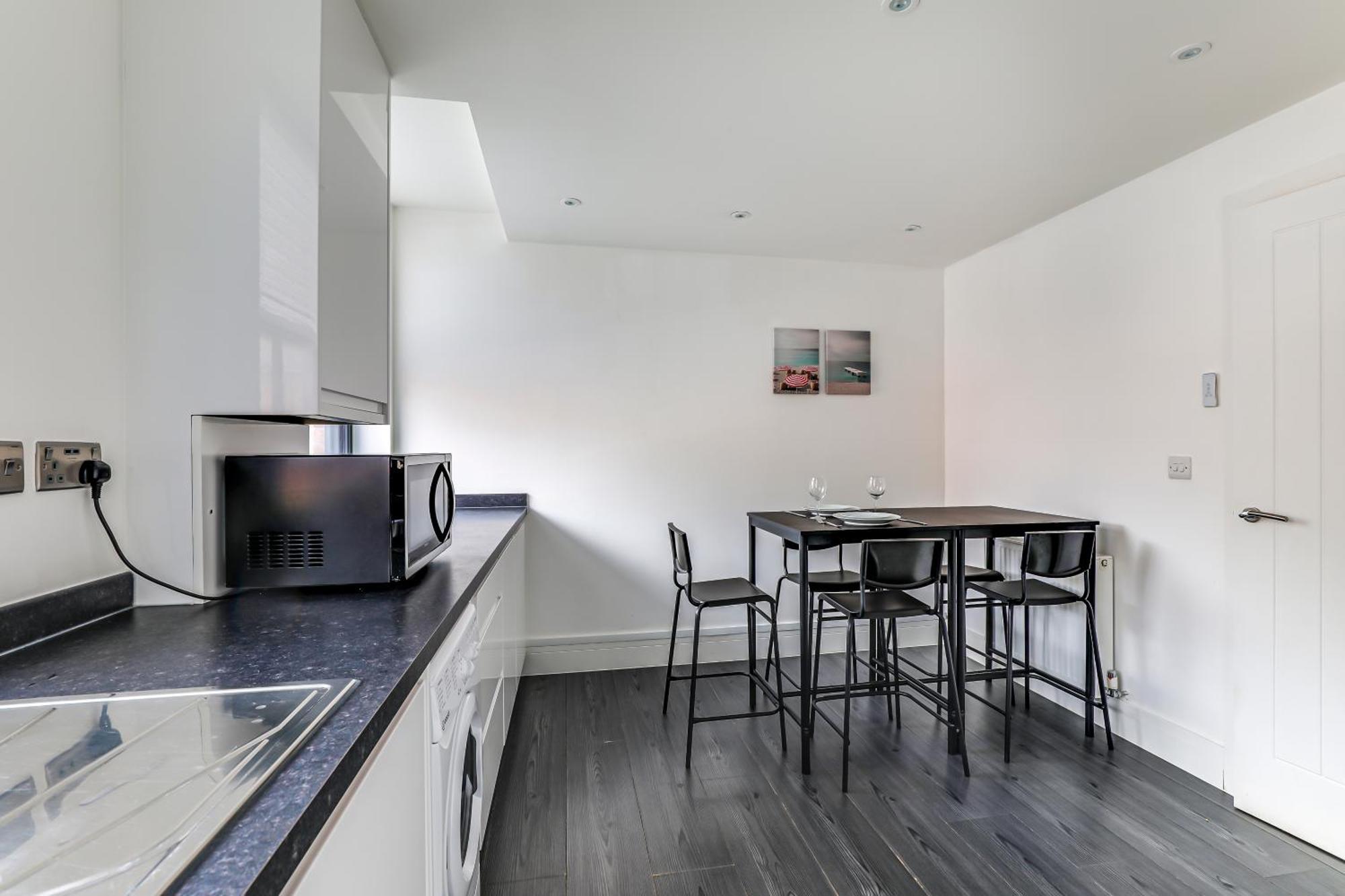 Exceptionally Spacious Central Canterbury Home Εξωτερικό φωτογραφία