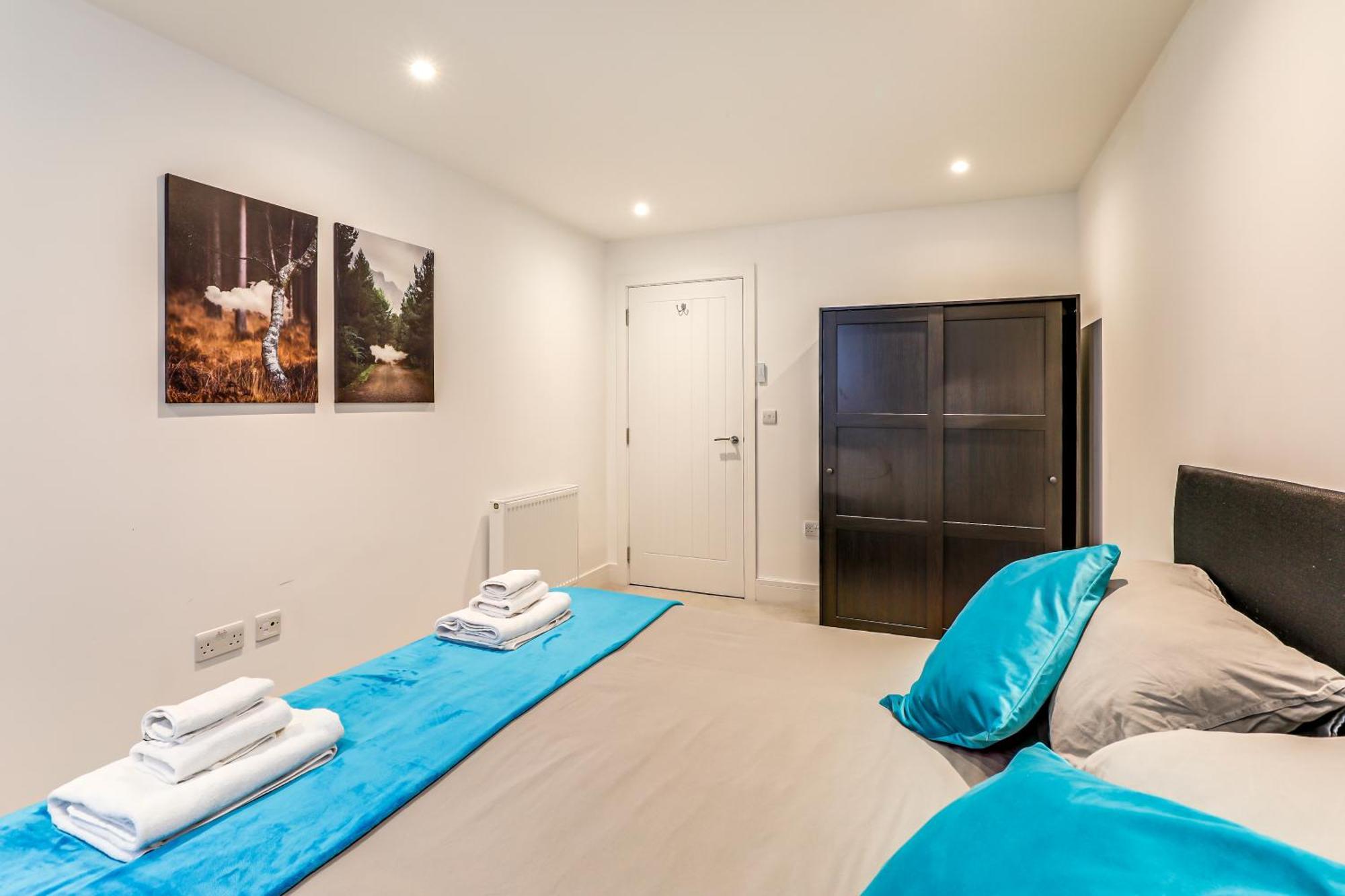 Exceptionally Spacious Central Canterbury Home Εξωτερικό φωτογραφία